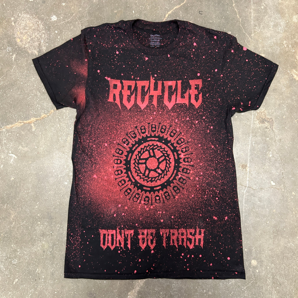 Recycle, Dont be trash! T-Shirt